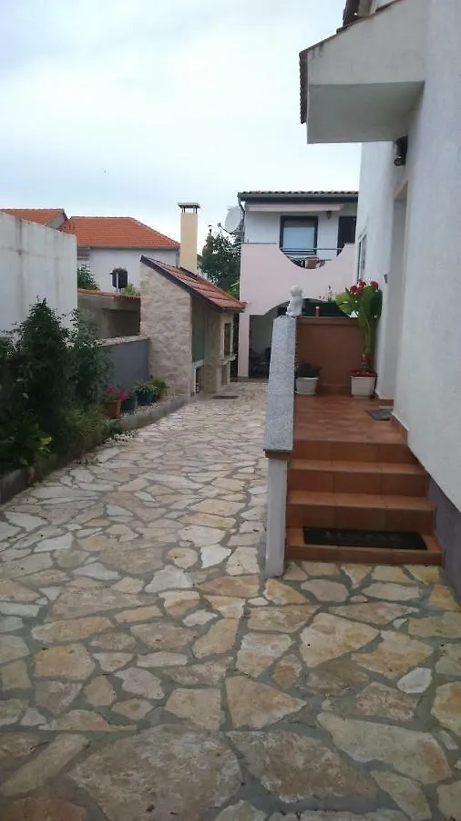 Apartments Lola Biograd Na Moru Croatia