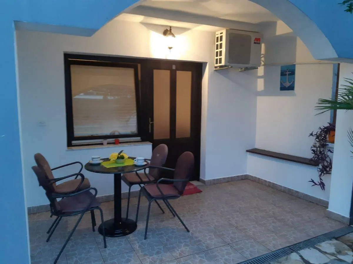 Apartments Lola Biograd Na Moru